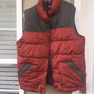 Men's gap puffy vest new